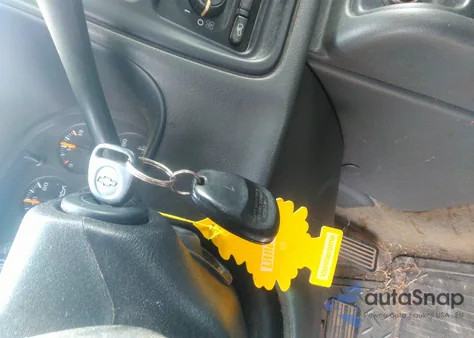 2004 Chevrolet Silverado 2500Hd Ls из США, поврежденный, VIN 1GCHK23U94F213913